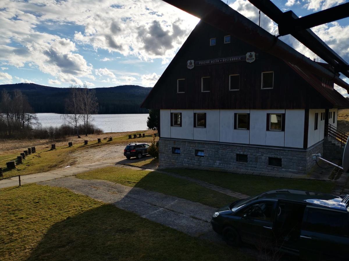 Penzion Tomy Na Plazi Otel Frymburk Dış mekan fotoğraf