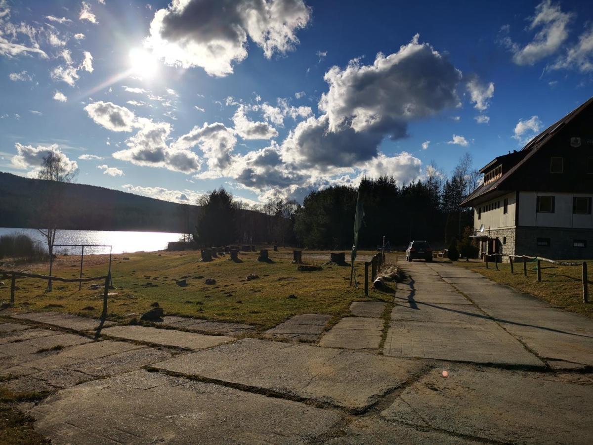 Penzion Tomy Na Plazi Otel Frymburk Dış mekan fotoğraf