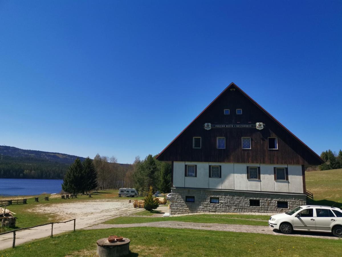 Penzion Tomy Na Plazi Otel Frymburk Dış mekan fotoğraf