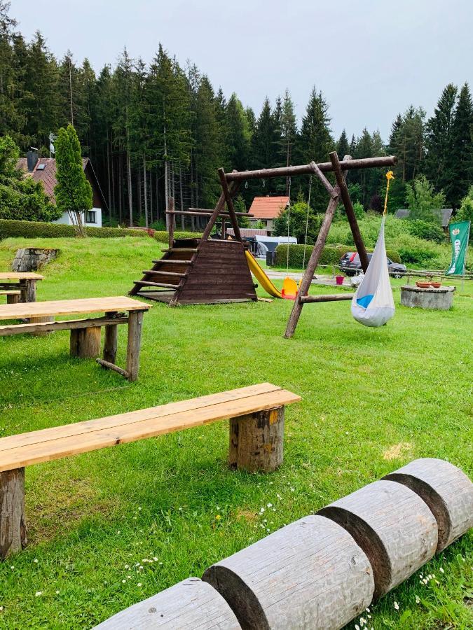 Penzion Tomy Na Plazi Otel Frymburk Dış mekan fotoğraf